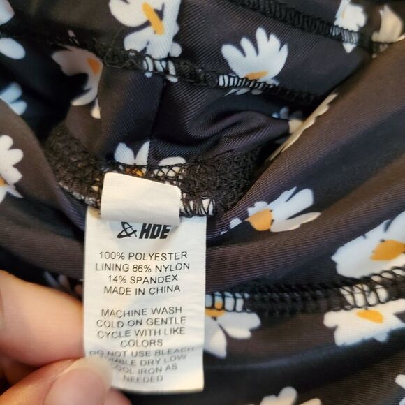 Daisy Flowered Soft & Stretchy Golf Skort size 20 - Picture 6 of 6